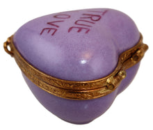Cargar imagen en el visor de la galería, SKU# 7789 - Corazón *Amor verdadero* Púrpura

