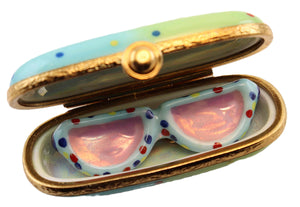 SKU# 7798 - Sunglasses In Flat Confetti Case
