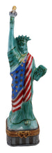 Cargar imagen en el visor de la galería, SKU# 7842 - Estatua de la Libertad con bandera
