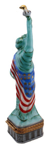 SKU# 7842 - Estatua de la Libertad con bandera
