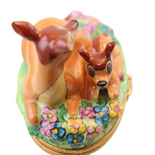 Lade das Bild in den Galerie-Viewer, SKU# 8546 - Bambi &amp; Mother - Disney © collection
