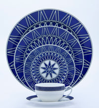 Load image into Gallery viewer, SKU# B275-REC20797 - Blue Star Dinner Plate - Shape Recamier - Size: 10.75&quot;
