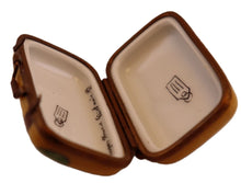 Cargar imagen en el visor de la galería, SKU# C016102B - Beige Luggage
