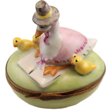 Cargar imagen en el visor de la galería, SKU# C077119 -  Mother Goose
