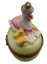 Cargar imagen en el visor de la galería, SKU# C077119 -  Mother Goose
