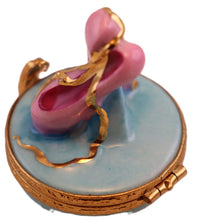 Cargar imagen en el visor de la galería, SKU# C077121 - Ballerina Slippers
