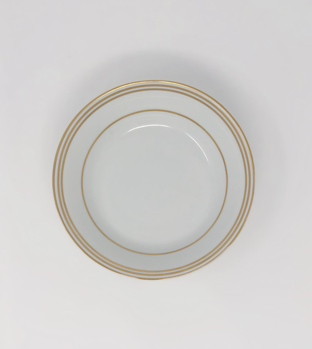 SKU# B220-REC20574 - Lattitudes Gold Dessertteller - Form Recamiere - Größe: 8,5