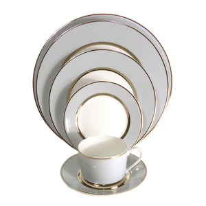 SKU# B220-REC20828 - Plato de postre Mak Grey Platinum - Forma Recamier - Tamaño: 8,5"
