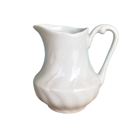 SKU# J030-OCE00001 - Ocean White Creamer - Shape Ocean - Size: 10oz