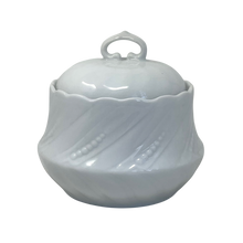 Load image into Gallery viewer, SKU# Q006-OCE00001 - Ocean White Sugar - Shape Ocean - Size: 20oz
