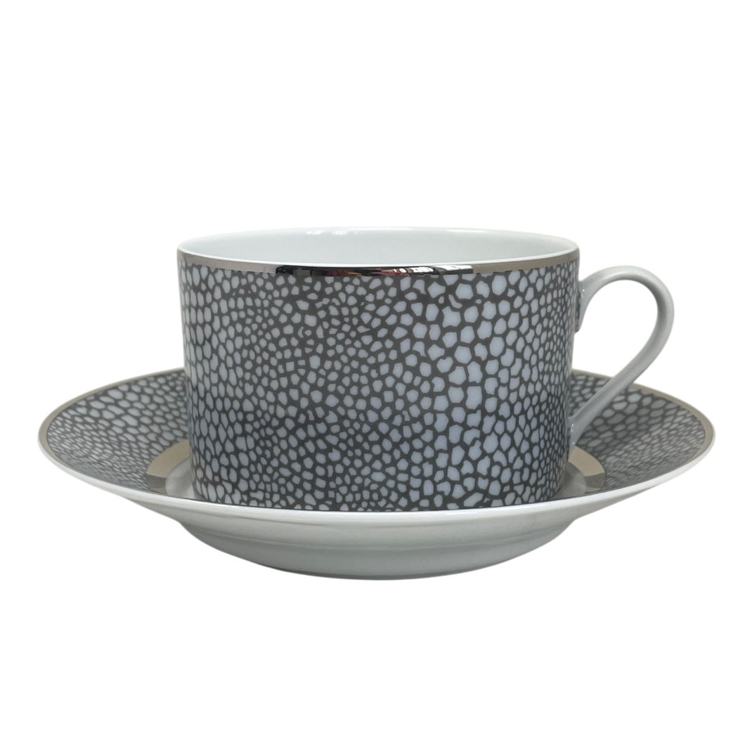 SKU# T200-REC20576 - Makassar Teeuntertasse - Form Recamiere