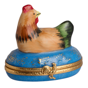 SKU# 3374 - Gallina sobre base azul