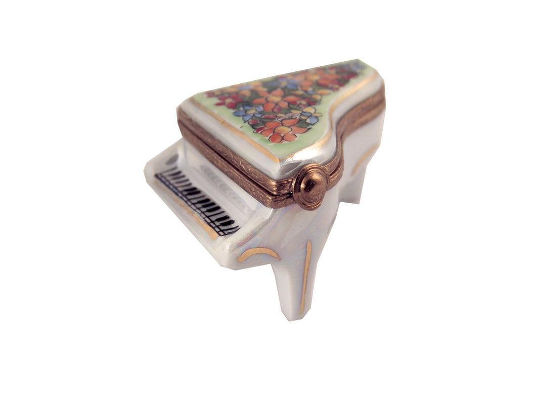 SKU# 3692 - Piano blanco floreado