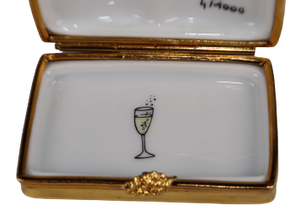 SKU# 37003 - Champagne Book - (RETIRED)