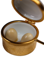 Cargar imagen en el visor de la galería, SKU# 37030 - Olla para hervir huevos - (RETIRADA)

