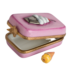 SKU# 3725 - Ice Cream Sundae On Pink Box