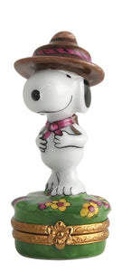 SKU# 3728 - Snoopy Hiking from the Peanuts© collection