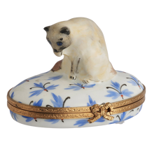 Load image into Gallery viewer, SKU# 6017 - Blue Point Birman
