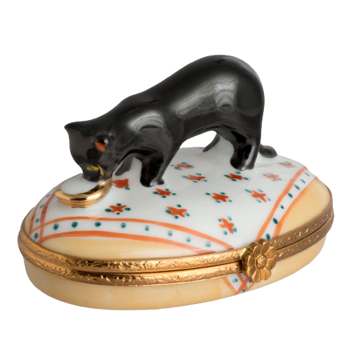 SKU# 6024 - Gato negro con plato dorado