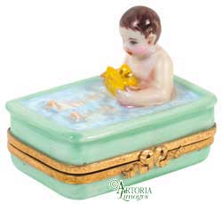 SKU# 6428 - Baby In The Bath - (RETIRED)