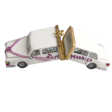 Load image into Gallery viewer, SKU# 7227 - Just Married Limo

