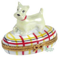 SKU# 7288 - Westie auf rotem und gelbem Sockel
