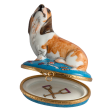 Cargar imagen en el visor de la galería, SKU# 7333 - Basset Hound herido
