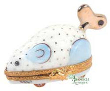 Load image into Gallery viewer, SKU# 7469 - Wind-Up Mouse Blue
