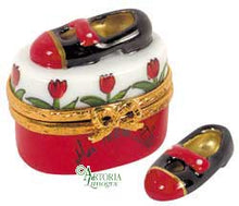 Cargar imagen en el visor de la galería, SKU# 7500 - Zapatos Mary Jane Tulipanes Rojos
