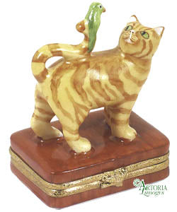 SKU# 7615 - Gato naranja con pájaro verde