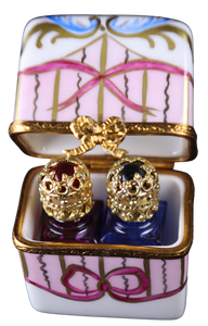 SKU# 7649 - Rectángulo con 2 frascos de perfume