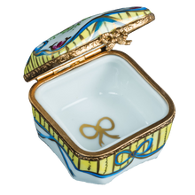 Cargar imagen en el visor de la galería, SKU# 7690 - Rubis cuadrado: Recamier Jaune
