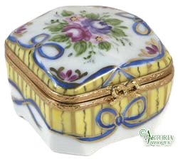 SKU# 7690 - Rubis cuadrado: Recamier Jaune