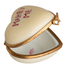 Cargar imagen en el visor de la galería, SKU# 7792 - Corazón *Cásate conmigo* Blanco
