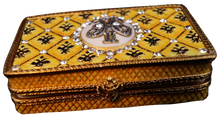 Lade das Bild in den Galerie-Viewer, SKU# 7832 - Fabergé-Krönungsbox
