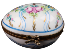 Load image into Gallery viewer, SKU# C007406 Medium Egg

