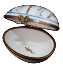 Load image into Gallery viewer, SKU# C007406 Medium Egg
