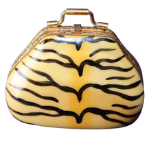 Load image into Gallery viewer, SKU# C031083 Lady&#39;s Travel Bag Tigerskin
