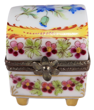 Cargar imagen en el visor de la galería, SKU# C044029 Baúl con pies
