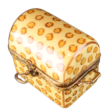 Cargar imagen en el visor de la galería, SKU# C048180 Baúl de viaje Leopard
