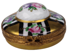 Cargar imagen en el visor de la galería, SKU# C053165E Caja con forma de sombrero
