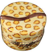 Cargar imagen en el visor de la galería, SKU# C048165C Caja para sombreros Leopardo
