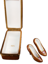 Load image into Gallery viewer, SKU# C054228B Lady&#39;s Shoe Box
