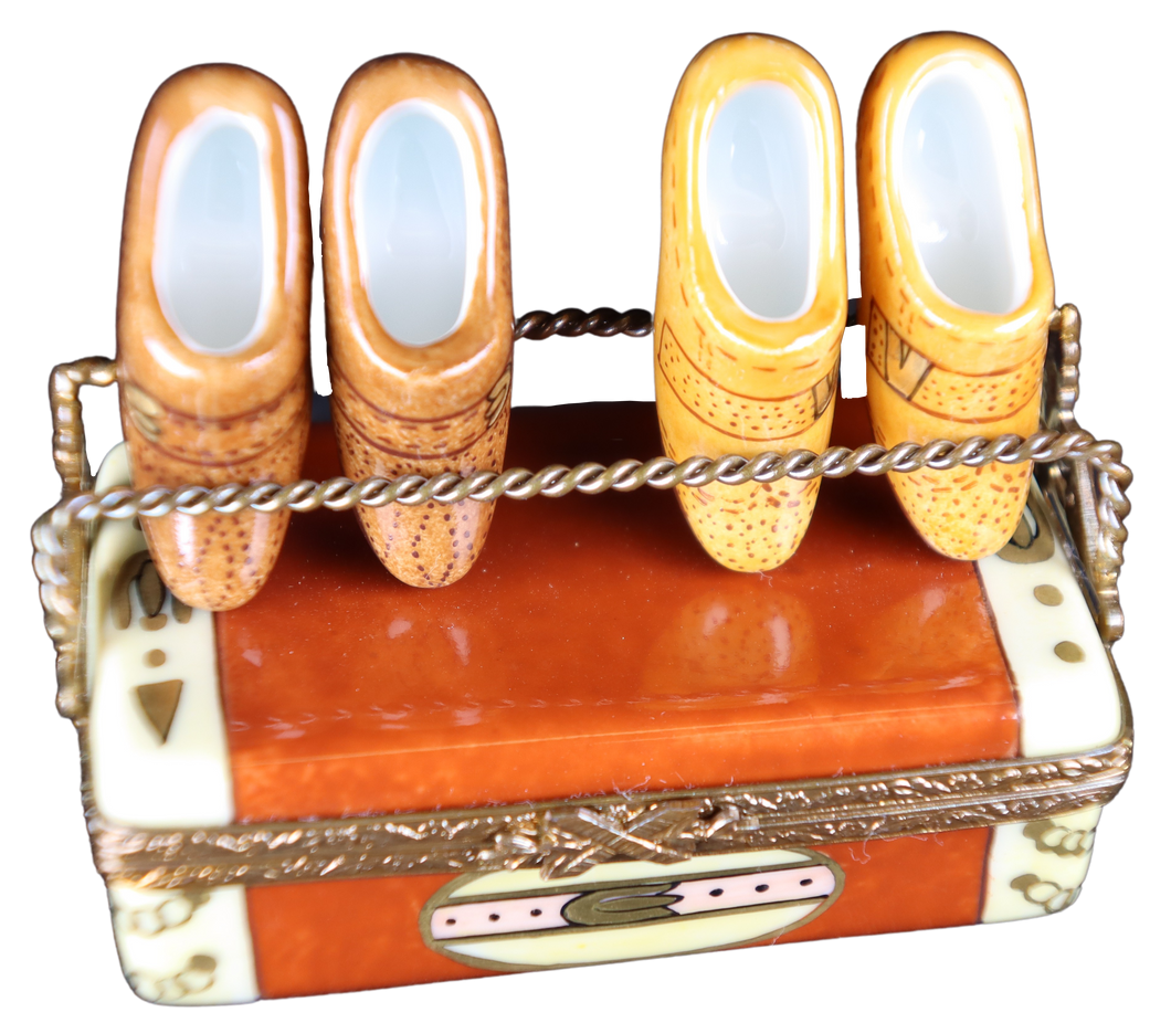 SKU# C077061 Zapatero para dama