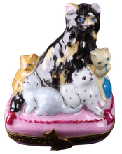 Cargar imagen en el visor de la galería, SKU# C091004R Familia de gatos felices
