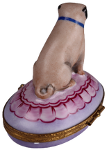Cargar imagen en el visor de la galería, SKU# 6004 - Pug sentado
