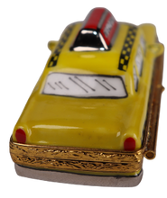 Cargar imagen en el visor de la galería, SKU# 7446 - Taxi de Nueva York
