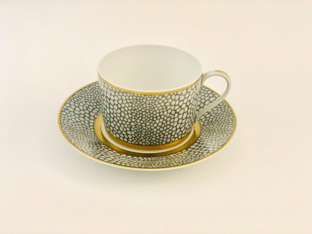 SKU# R300-REC20840 - Makassar Gold Tea Cup - Shape Recamier - Size: 6.75oz