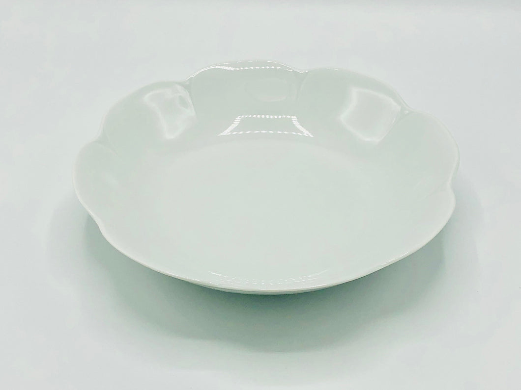 SKU# L211-NYM00001 - Nymphea White Round Deep Platter - Shape Nymphea - Size: 11