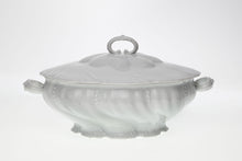 Load image into Gallery viewer, SKU# P999-OCE00001 - Ocean White Soup Tureen - Shape Ocean - Size: 60oz
